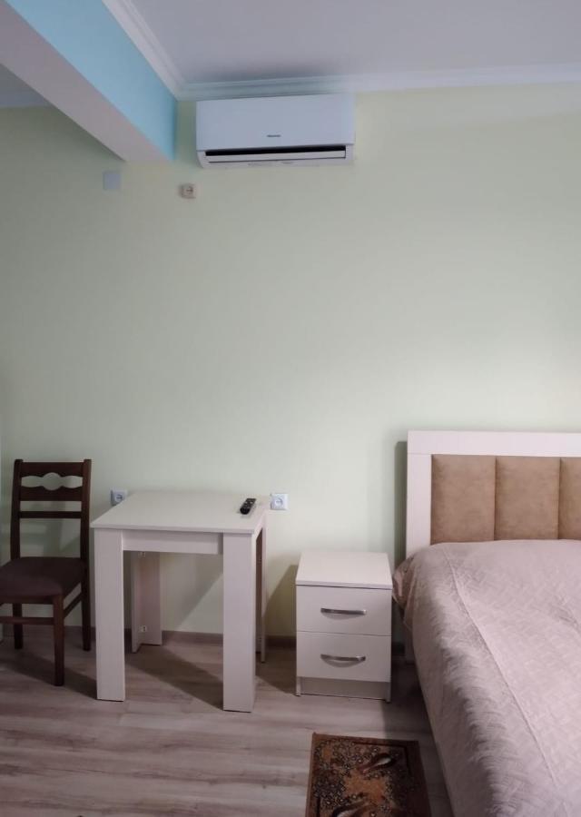 Nunu'S Guesthouse チャルトゥボ エクステリア 写真