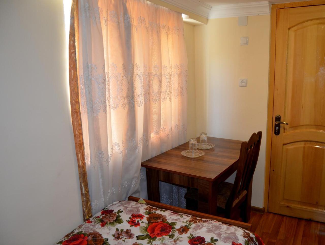 Nunu'S Guesthouse チャルトゥボ エクステリア 写真