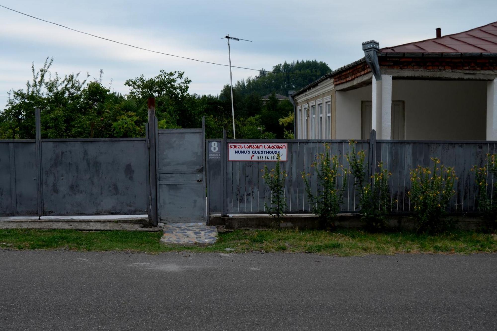 Nunu'S Guesthouse チャルトゥボ エクステリア 写真